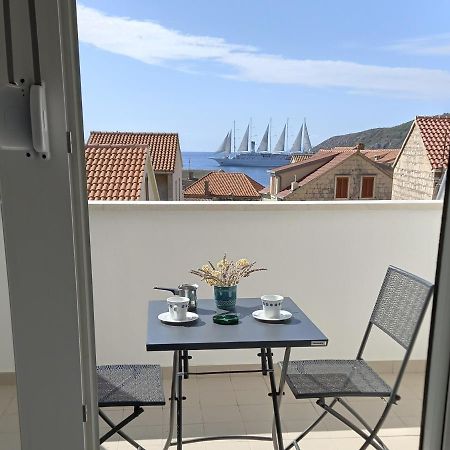 Apartments Nona Draga Komiža 外观 照片