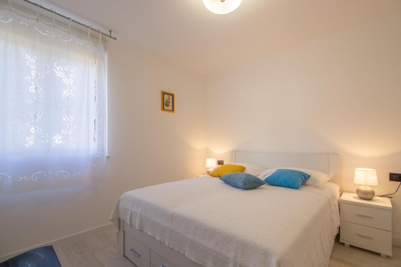Apartments Nona Draga Komiža 外观 照片